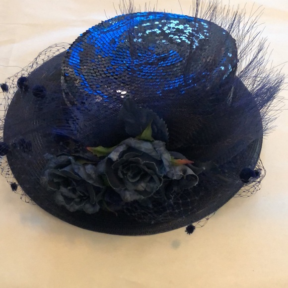 Sequence Hat by WHITTALL & SHON Size 7.5”D - Picture 1 of 16